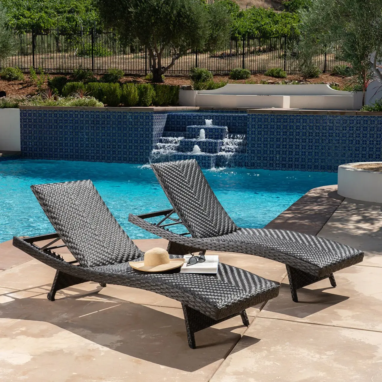 🔥Today only🔥Seagrass Woven Chaise Lounge with Wheels, 2-pack(Free cushion included)